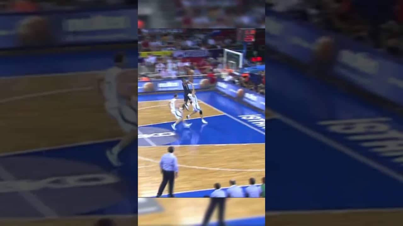 That wingspan from Kevin Durant was unfair 🤯 #FIBAWC