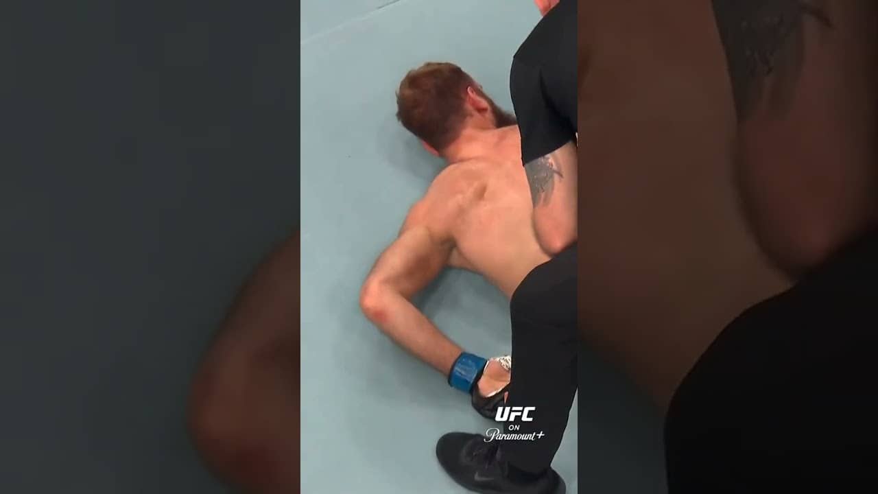 Ruziboev submitted him! #ufcbaku
