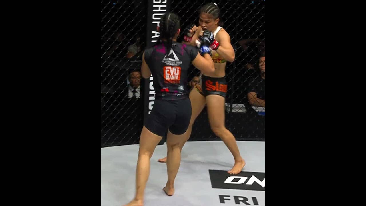 When Stamp turned up the HEAT against Jihin Radzuan in this atomweight MMA showdown 🔥