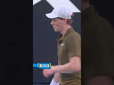 Sinner SLIDING into winners! 🤯