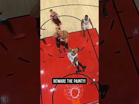 Wemby hosting a block party in Chicago 🙅‍♂️ #spurs #wemby #nba