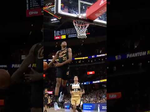 🌀 WINDMILL DUNK! #LetEmKnow #Cavs #NaeqwanTomlin #NBA #Shorts