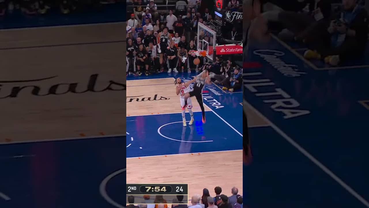STEPH OOP TO CARTER FROM HALFCOURT 😱🤯 #spurs #nba #playoffs #nbafinals #carterbryant #stephoncastle