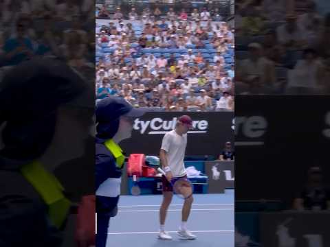 How FAST is Alex de Minaur? 😳