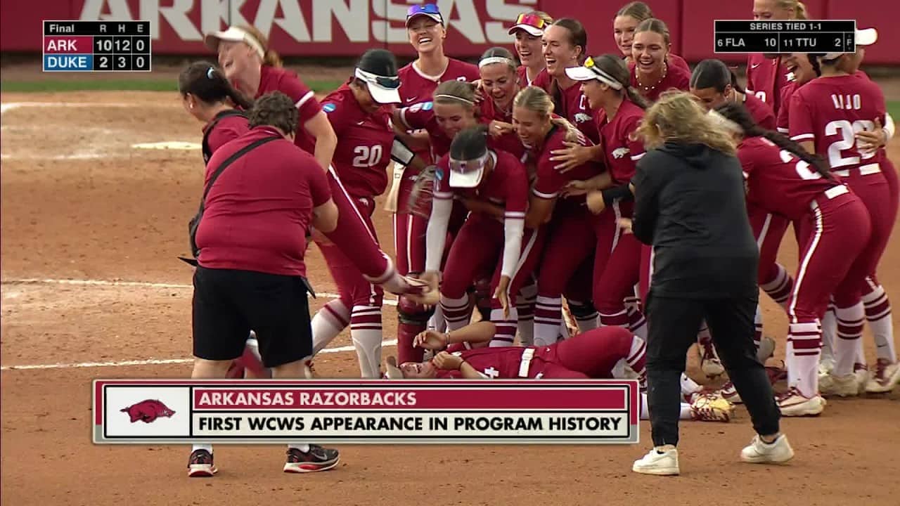HISTORY MADE 🔥 Arkansas take down Duke to advance to their first-ever WCWS | ESPN College Softball