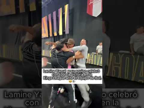 Lamine and his team celebrate the Kings League victory 🤩⚽️ (via @kingsleague_es/IG)