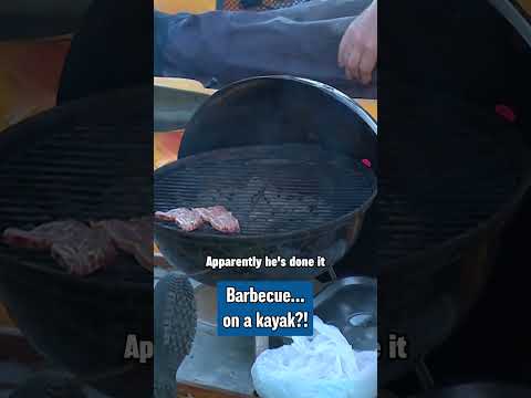 This guy had an amazing time barbecuing on his kayak in McCovey Cove during Mets vs Giants 🍖 🥩