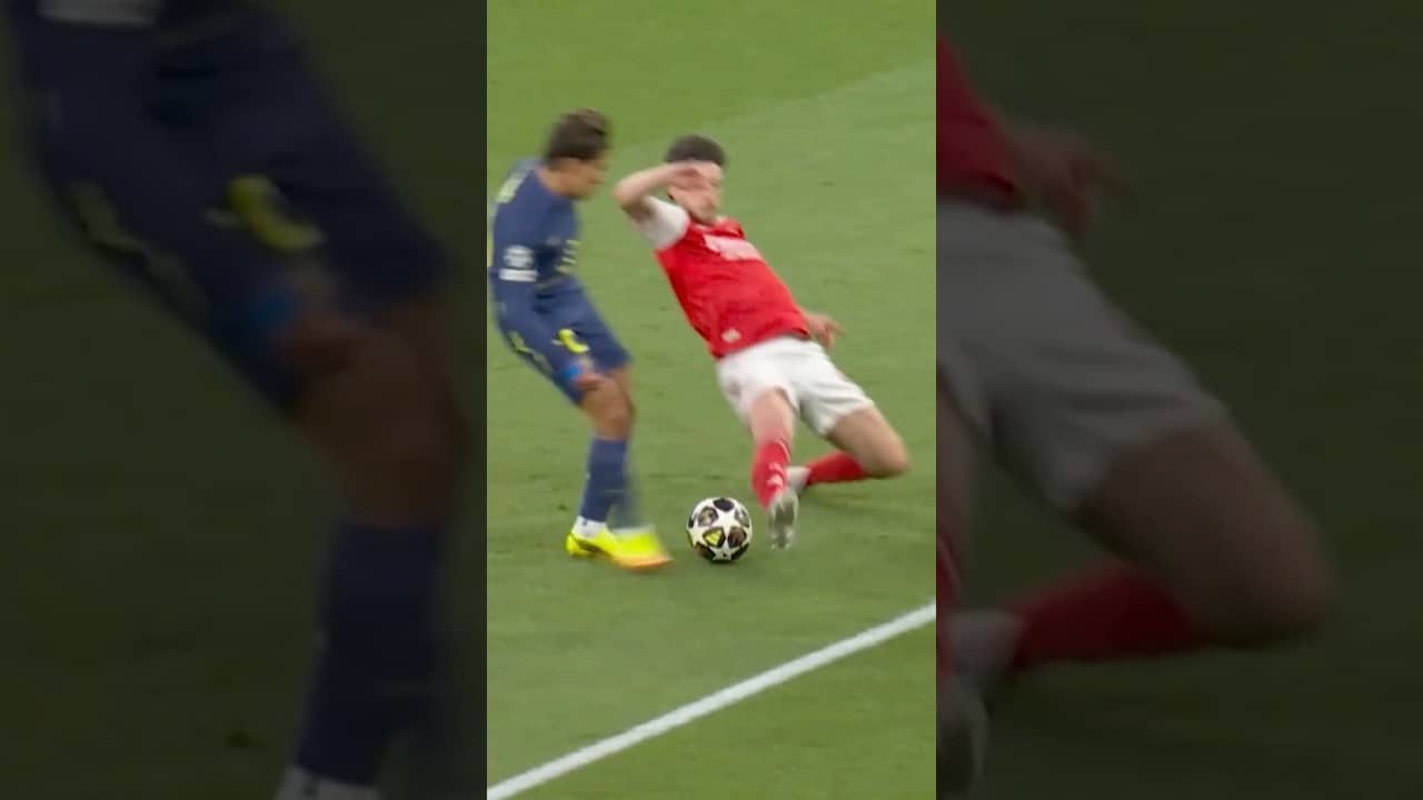 HEROIC DEFENDING FROM ARSENAL