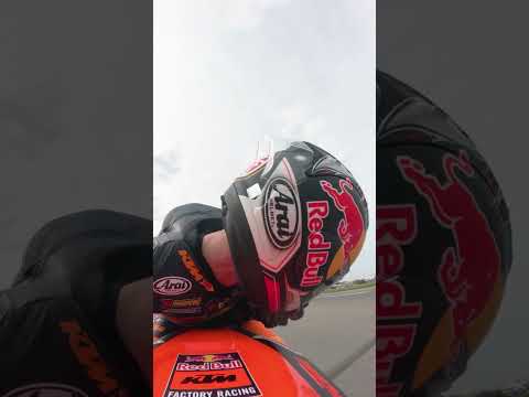 Ready. Set. GOOO! 🚦#F1 #RedBullRacing