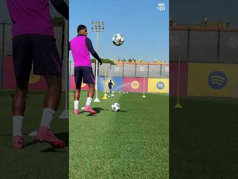 Freestylin' 🤹‍♂️ #fcbarcelona #fcb #shorts