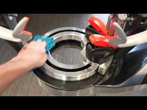 Babolat Stringing Machine : Cleaning the clamp base track | Babolat