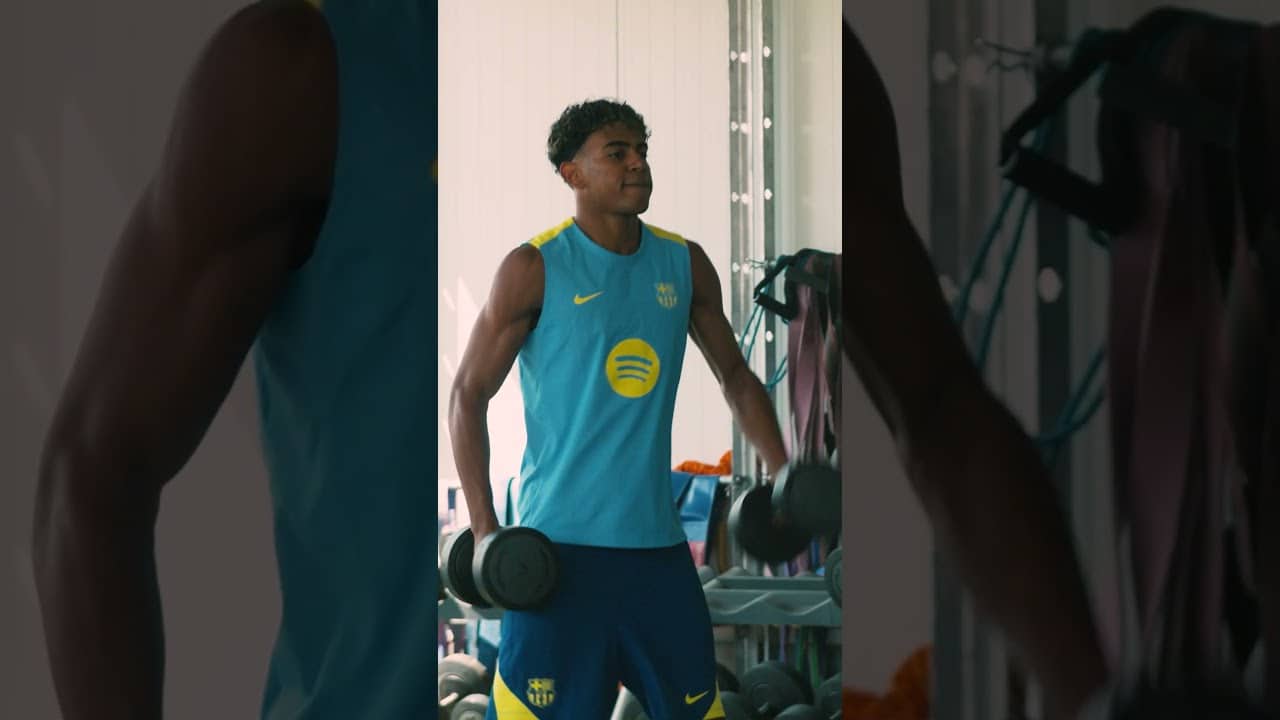 A recovery session with Lamine Yamal ๐ #shorts #fcbarcelona