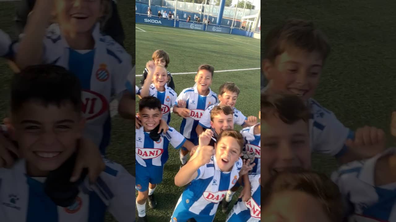 🏆 El Benjamí S10, campió de lligaaaaaa! Enhorabona, nois! 💙 #RCDE #La21