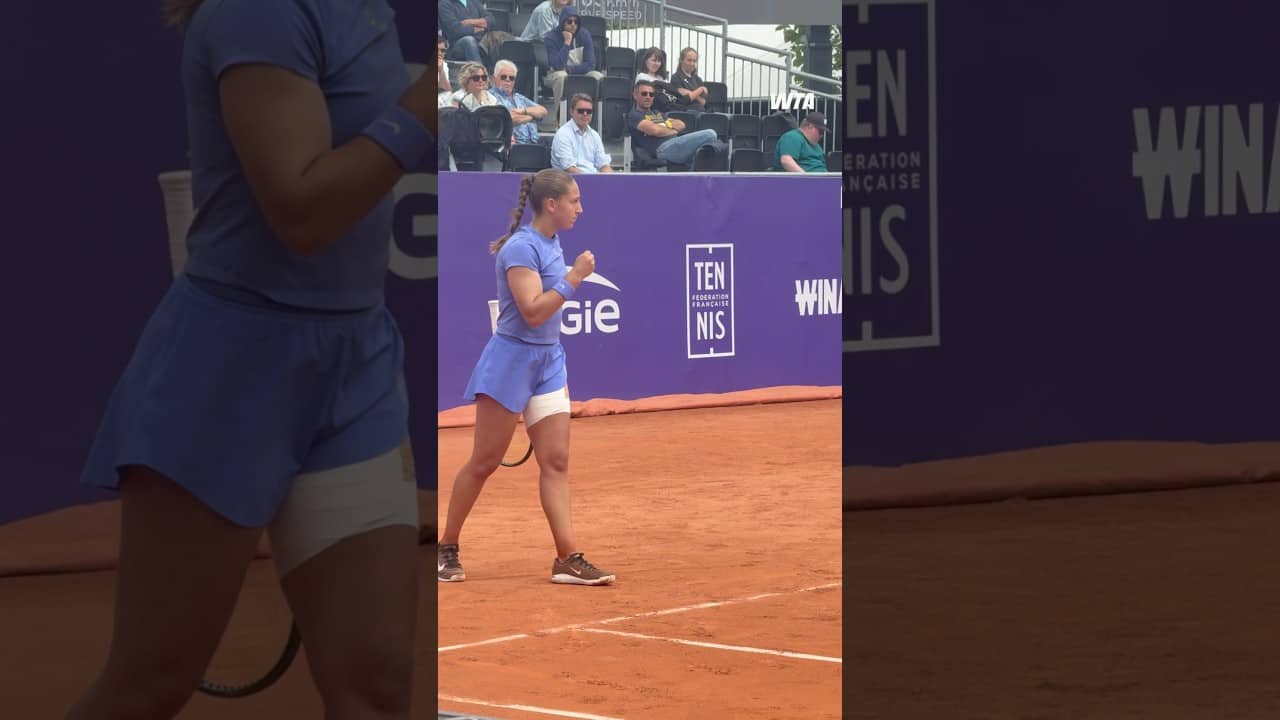 Diane Parry is through to the Round of 16 in Strasbourg, beating Raducanu in straight sets 👊 #IS26