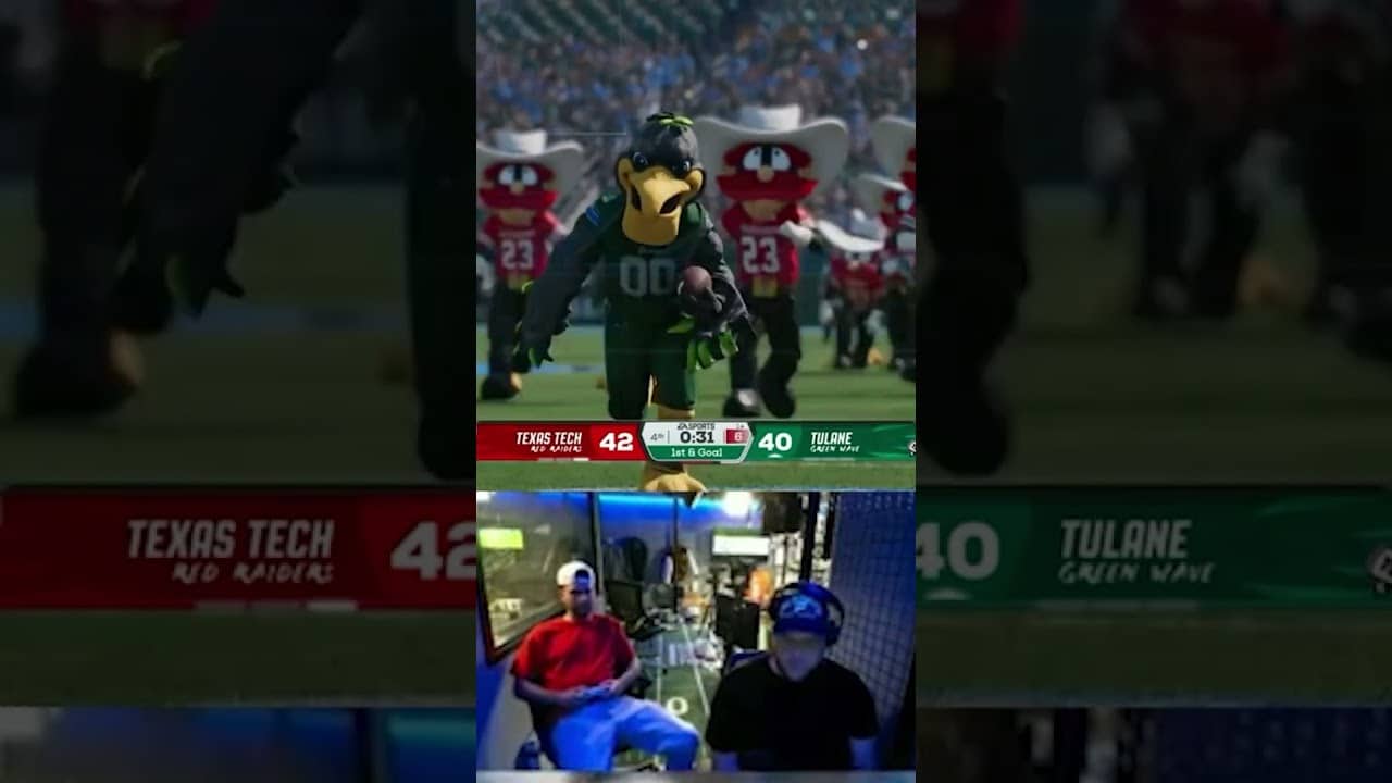Hank fumbles and Zac goes down at the 1 @EASPORTSCollege  #cfb27