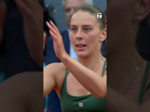 have you ever seen this on a tennis court 😱 #tennis #tennisplayer #sports #wow