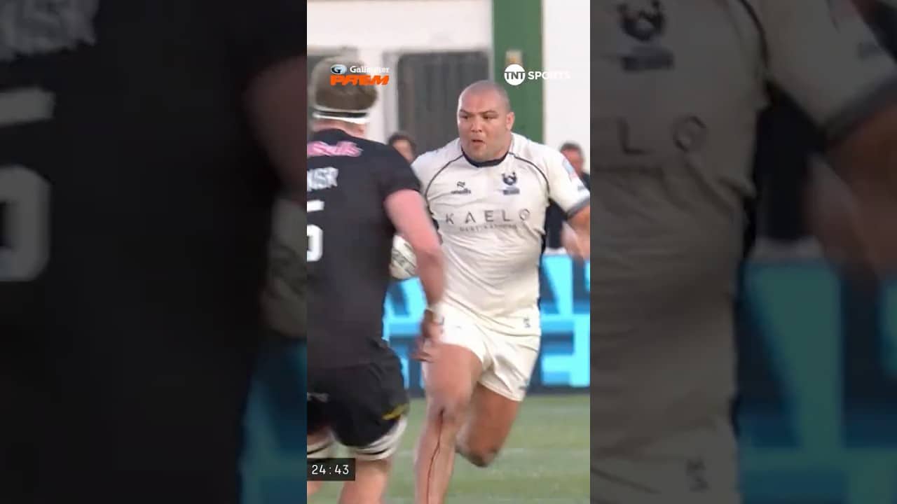 Ellis Genge running it straight!