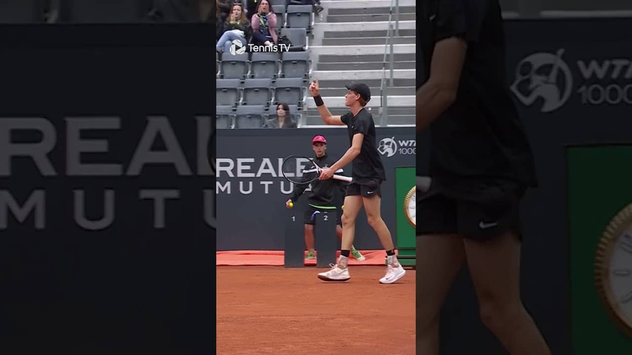 Jannik Sinner Is A JOKE On Clay 🧱🤯