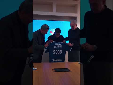 💙🤍
