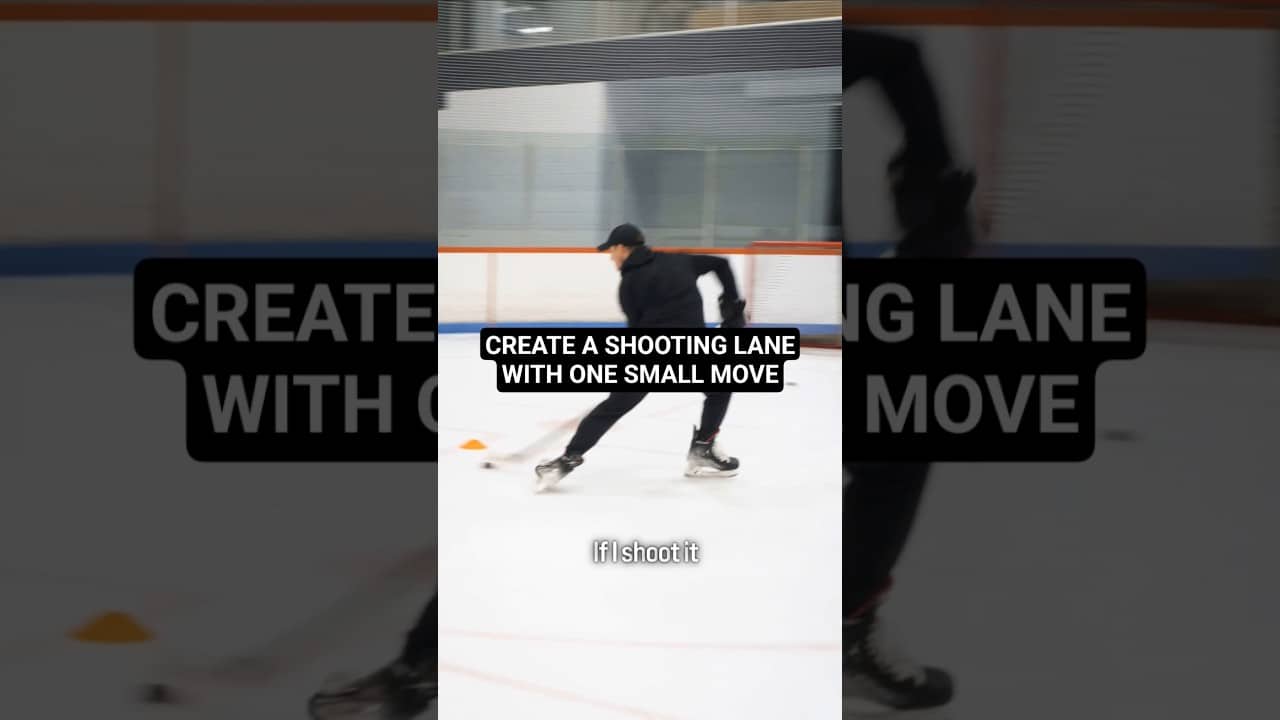 CREATE A SHOOTING LANE WITH ONE SMALL MOVE #hockeycoaching #hockeytraining