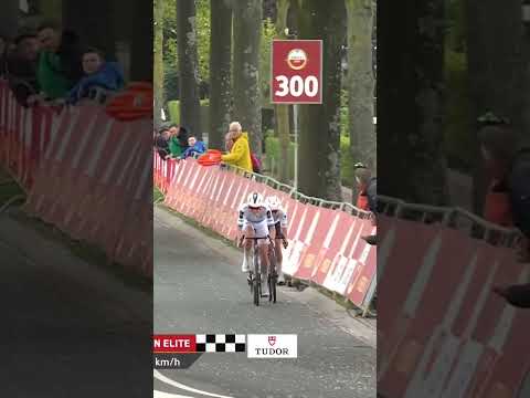 Blast-off for Paula Blasi 🚀🤩  Storming to the win in Amstel Gold, beating Niewiadoma and Vollering!🏆