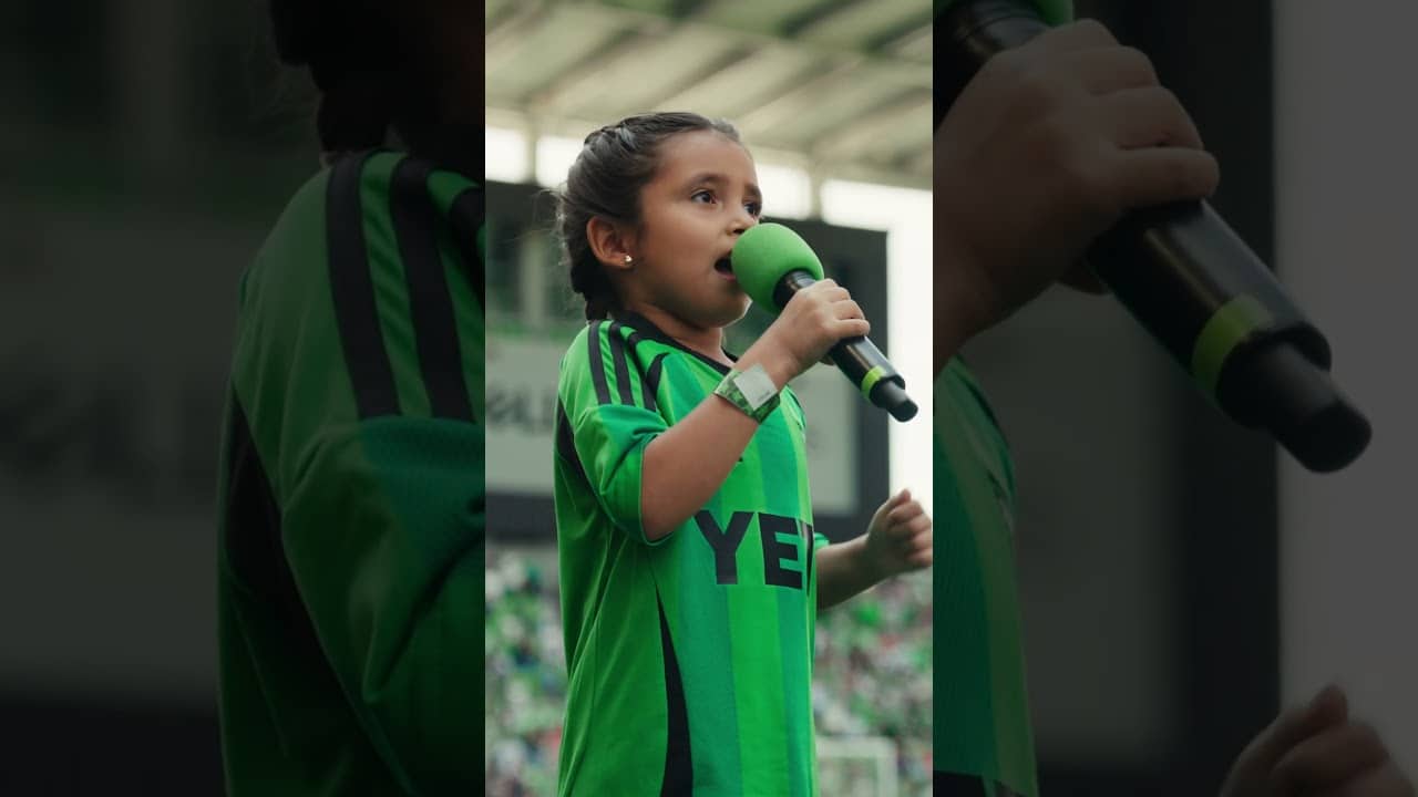 A big voice from a little legend. Well done, Ara! 👏🥺 #football #kidssongs