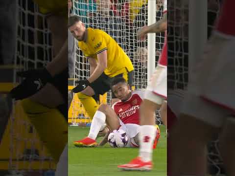 GABRIEL JESUS DOESN’T GIVE UP!