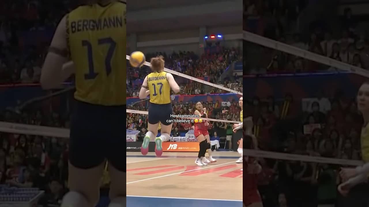 Little heart attack for the team 😂#volleyball #brazil
