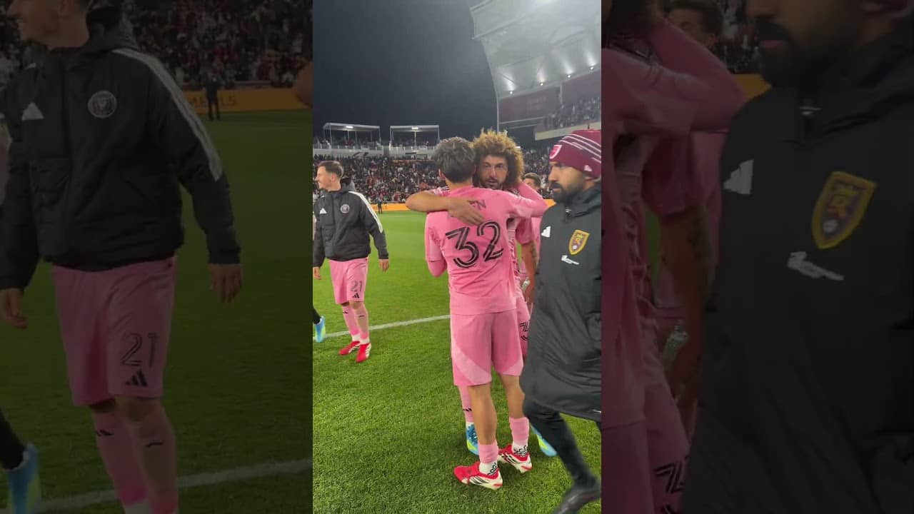 Faces and hugs of VICTORY 😁🫂