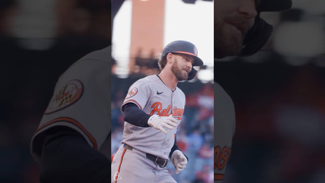 Taylor Ward homers in his first game back in Anaheim!!