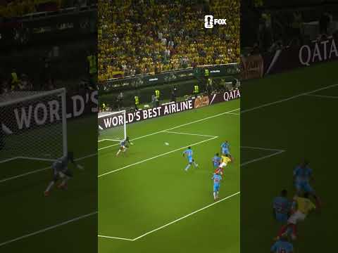 Luis Díaz with a fantastic finish but the flag is up for offside