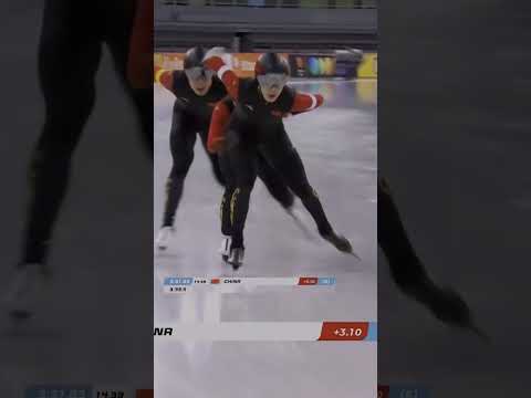 Poetry in motion 🤩❄️👏