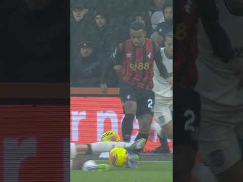 Junior Kroupi wizardry 🥶🪄 #skills #afcb #premierleague