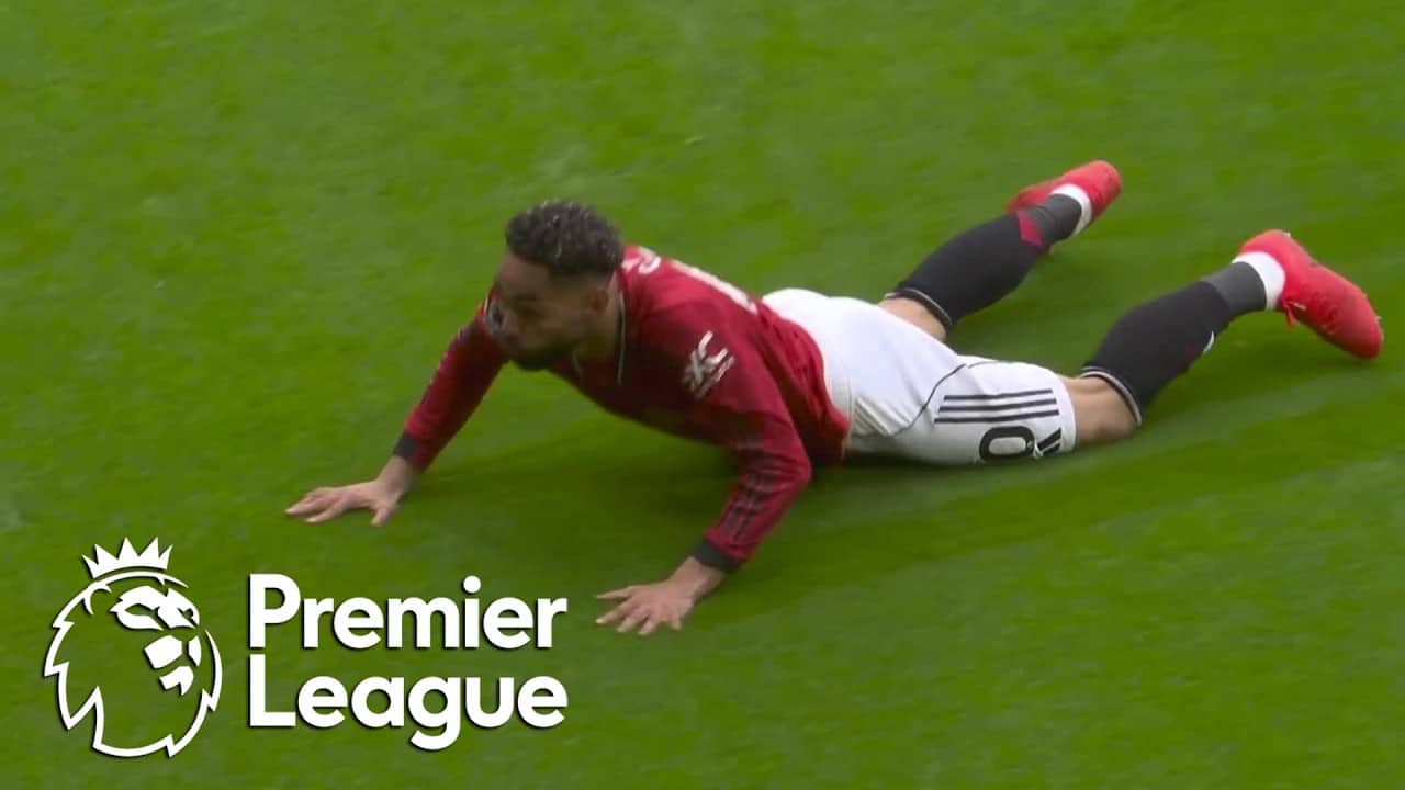 Matheus Cunha steers Manchester United in front of Liverpool | Premier League | NBC Sports