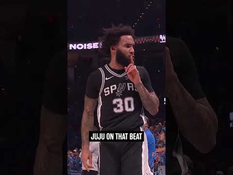 JUJU ON THAT BEAT 🤪 #nba #spurs #julianchampagnie #nbaplayoffs