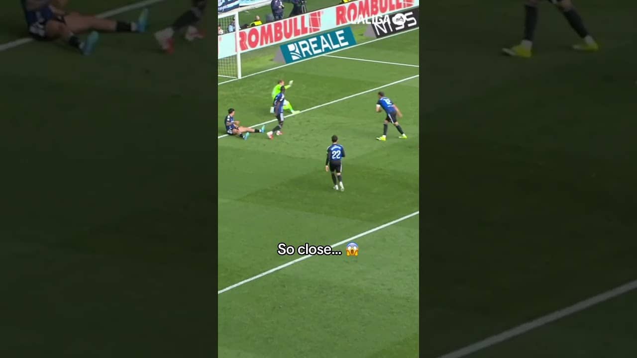 Andrés Antañón had the chance 😱 #LALIGAHighlights