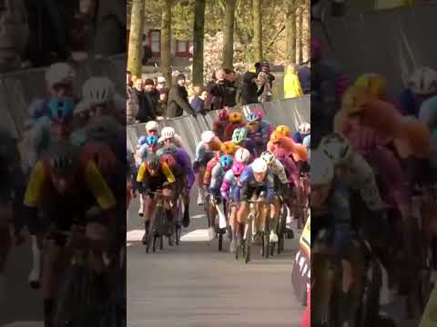 Dylan Groenewegen is unstoppable 😳