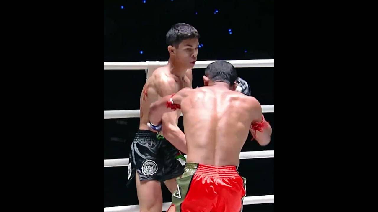 Apiwat got his revenge FAST in this wild back-and-forth battle against Elyes Kacem!🔥