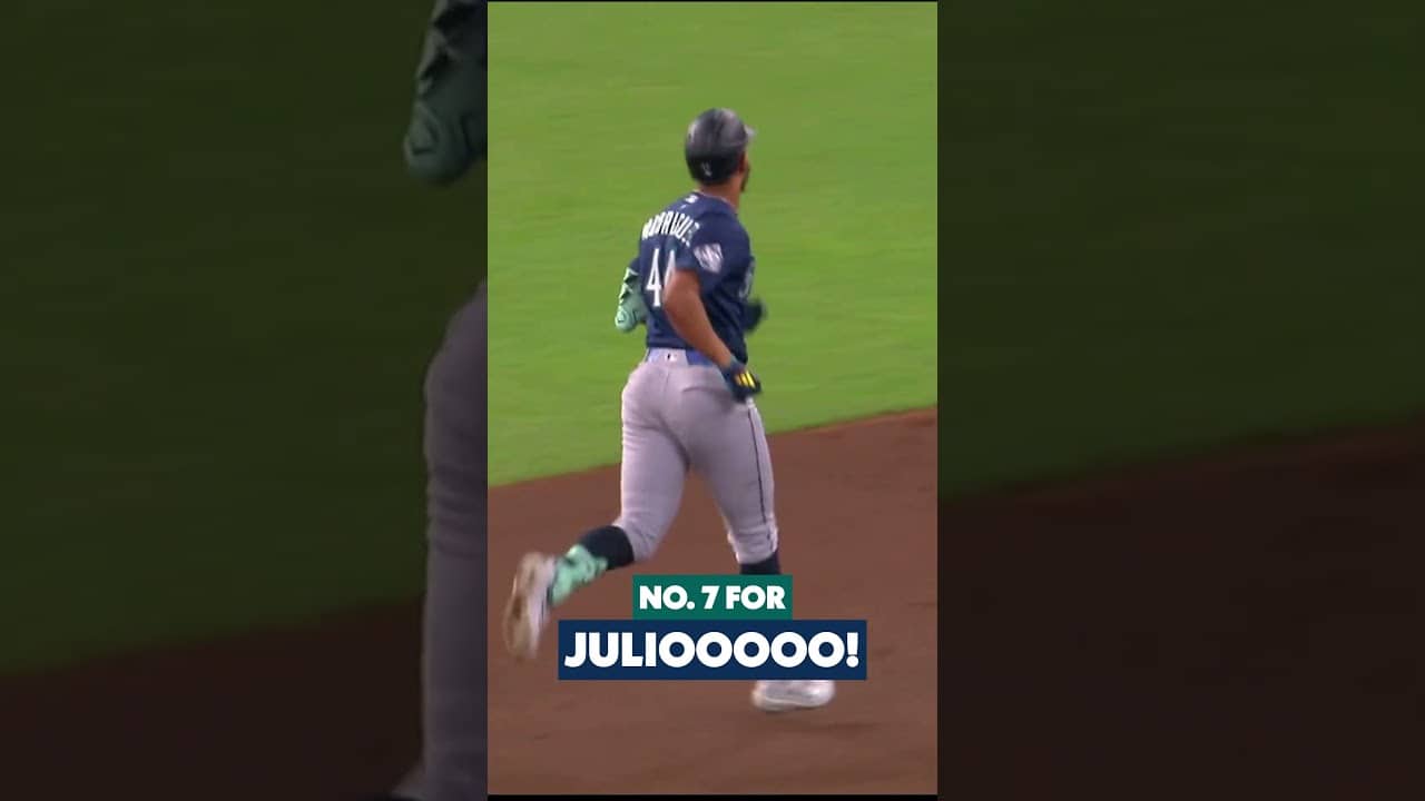 J-Rod doing damage 💪  #mlb #baseball #juliorodriguez