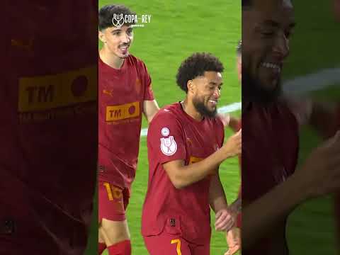 Danjuma 🤝 Diego López ⚽️