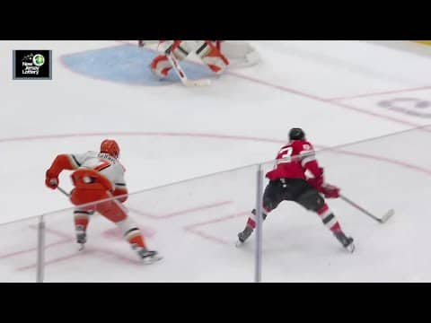 Stefan Noesen scores a goal against the Anaheim Ducks