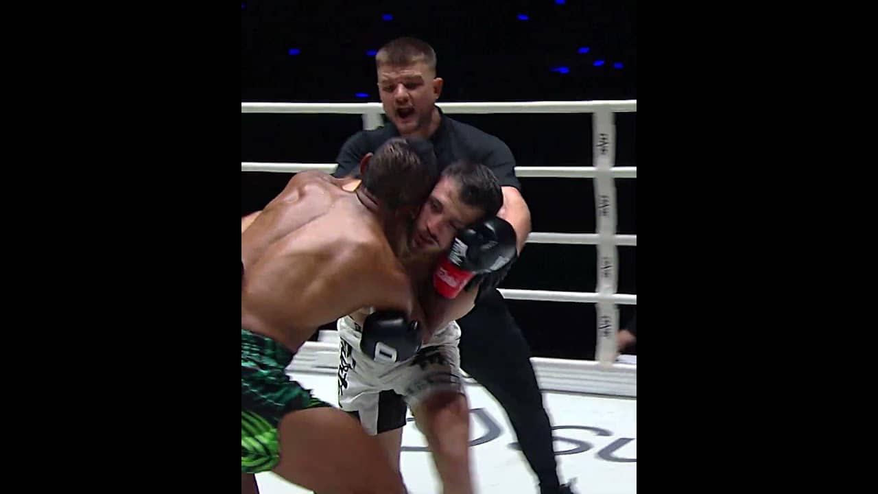 The kickboxing showdown between Sangarthit and Ali Koyuncu was NONSTOP CHAOS 🤯