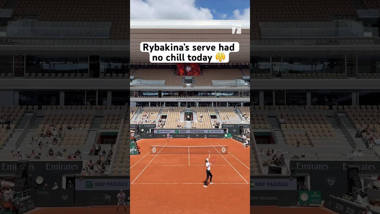 Elena Rybakina’s first serve is next level 🎾🔥 #rolandgarros #tennisplayer #tennis #tennisnews