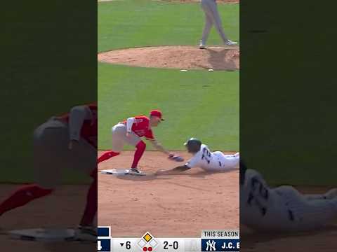 Watch the catcher’s glove 👀 A perfectly executed play from the Angels!