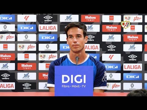 Íñigo Pérez en la previa del Rayo Vallecano - Sevilla FC de la jornada 7 de LaLiga EA Sports
