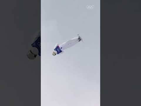 Wang Xindi wins gold in the #FreestyleSkiing men’s aerials at #MilanoCortina2026!🥇