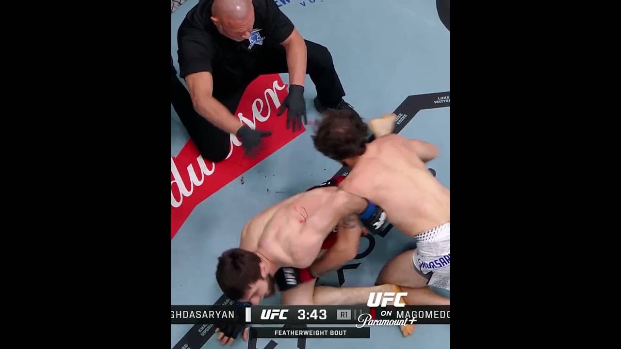 You Don't See This Often 🫣 #ufcvegas119