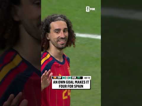 Cucurella volley to force the own goal! Spain lead Saudi Arabia 4-0