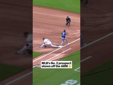 Kevin McGonigle shows off his arm from foul territory 😮‍💨