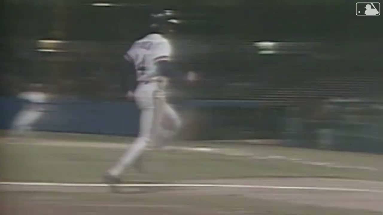 Cory Snyder walks off the NYY (CLE vs NYY  4-24-1987)